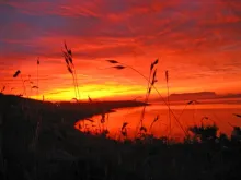 User submitted picture: Sunrise on Sterkfontein D...