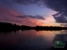 Computer screen wallpaper: Lake sunset